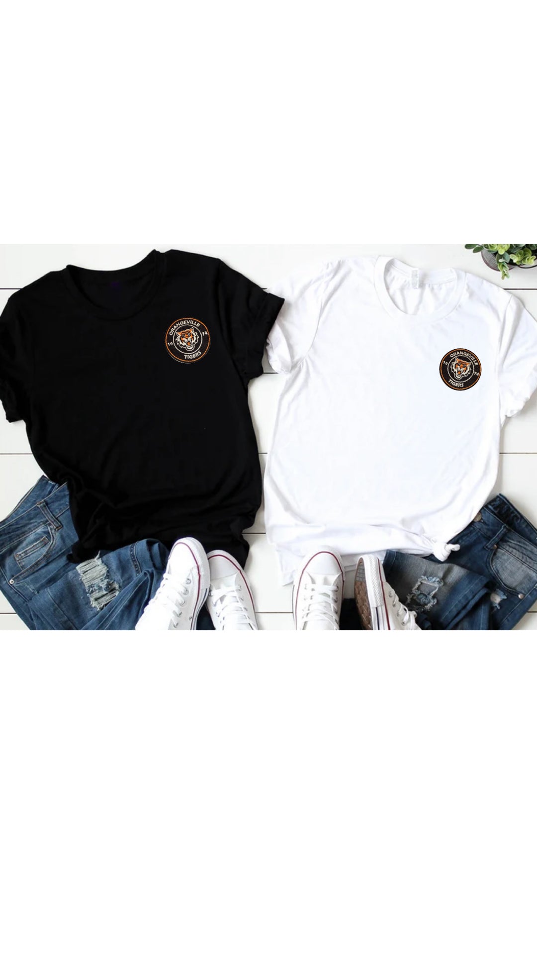 Embroidered small chest Tigers logo