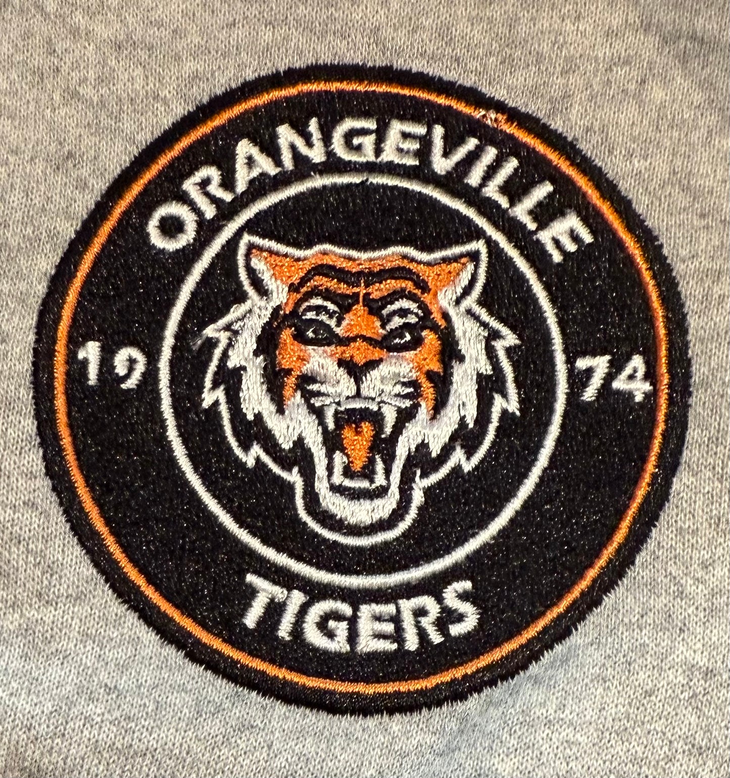 Tigers logo embroidered (No apparel included)