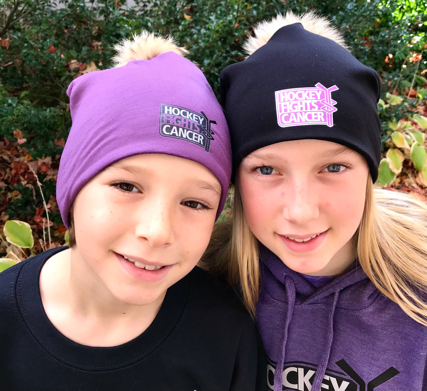 High quality Winter Bamboo Hat + recycled fur pompom - Hockey fights Cancer